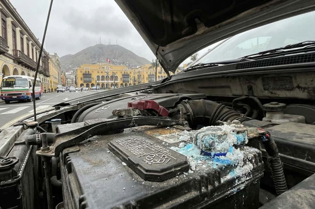 bornes sulfatados auto no enciende porque la bateria del vehiculo esta sulfatada